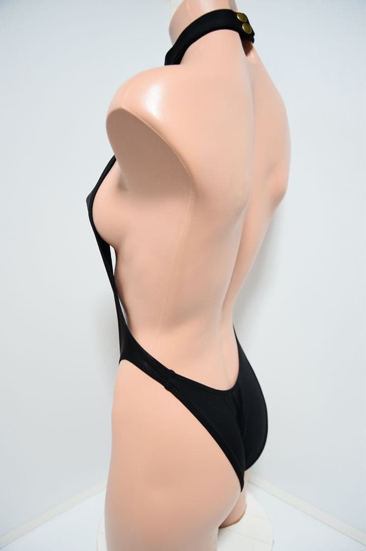 ブラックハイネックカットアウト水着