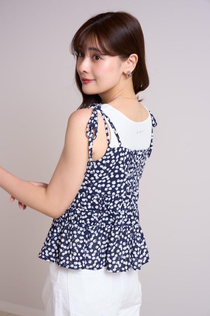 トップス Herlipto Cherry Pattern Strap Top navy