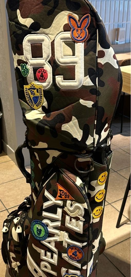 パーリーゲイツ ワッペンカモ柄 スタンド バッグ　ヘッドカバー付