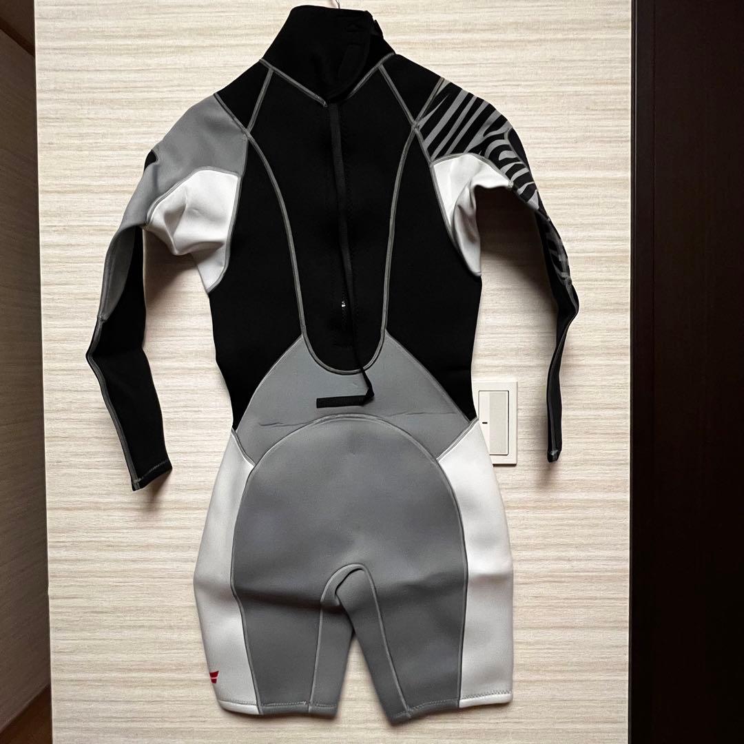 新品未使用 ウェットスーツ ロンスプ FROW