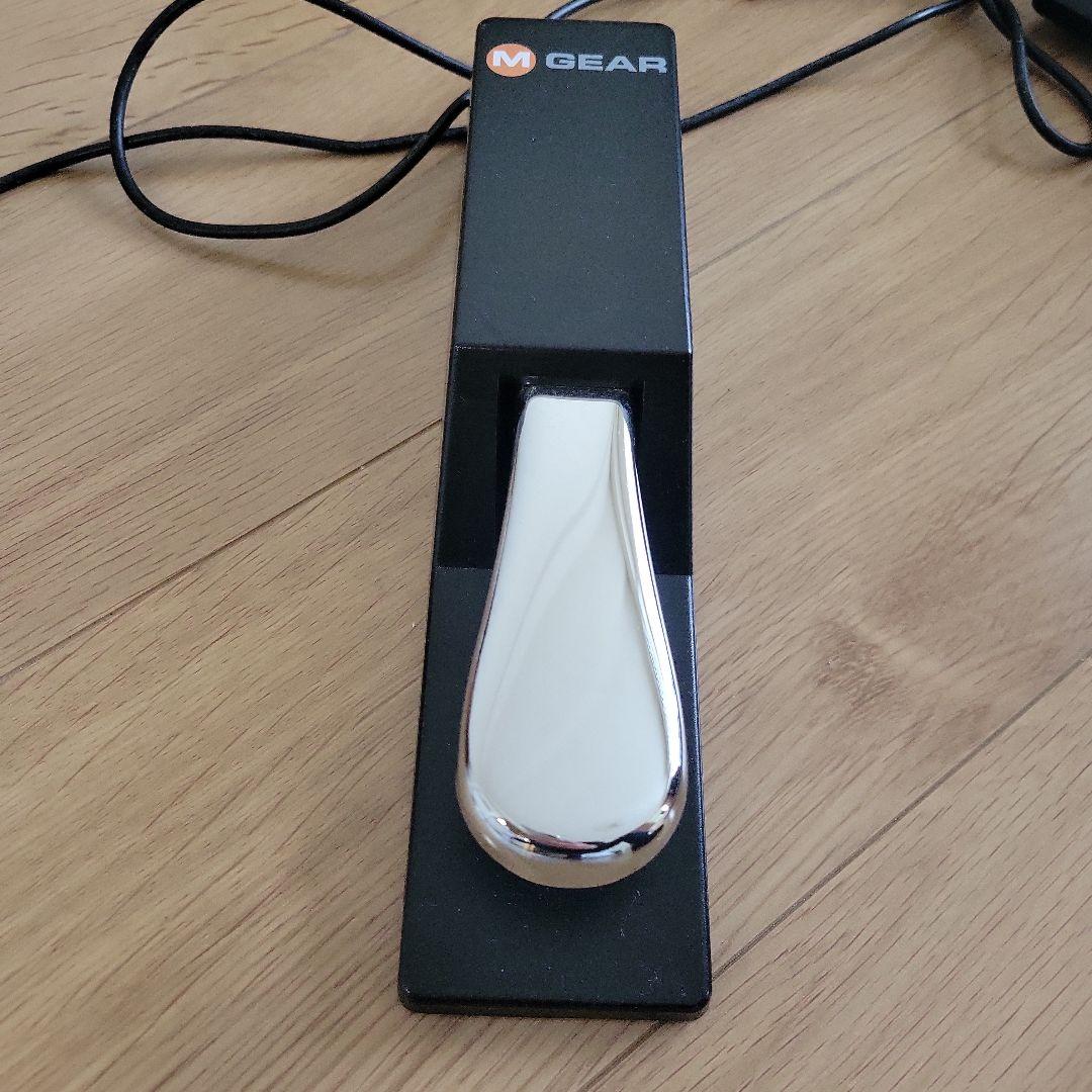 CASIO CT-X700 電子キーボード 61鍵盤 ペダル付き