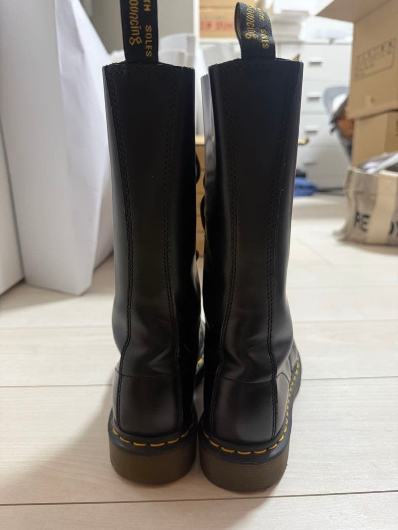 マーチン　ブーツ　14ホール