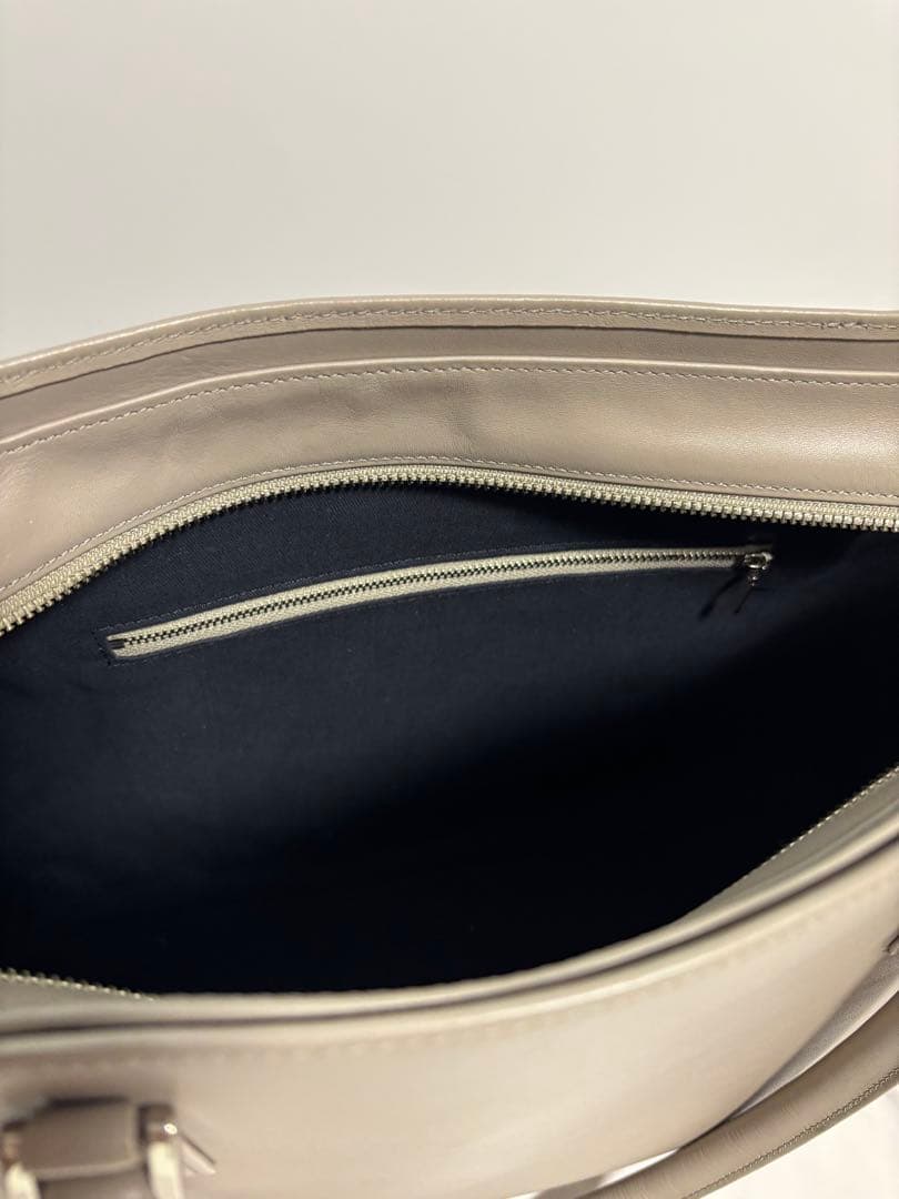 専用限定割引◆ビジネスレザーファクトリー　トート　トラピゾイド　ベージュ