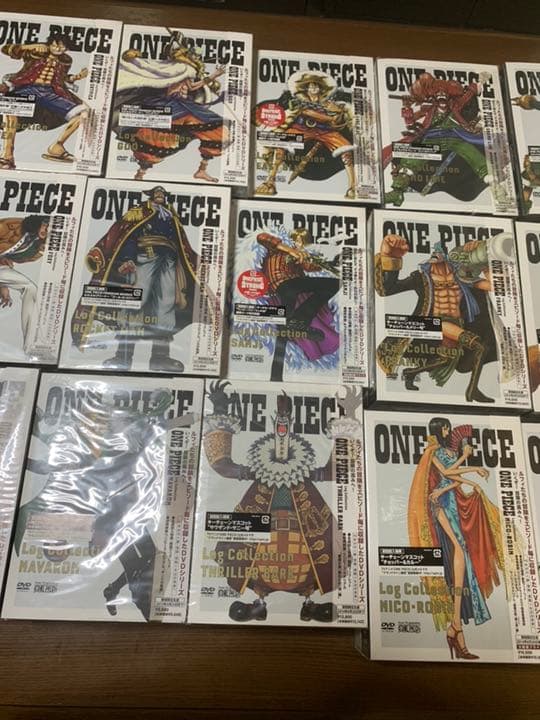 ワンピースログコレクション新品未開封 1〜23&ワンピース映画新品未開封