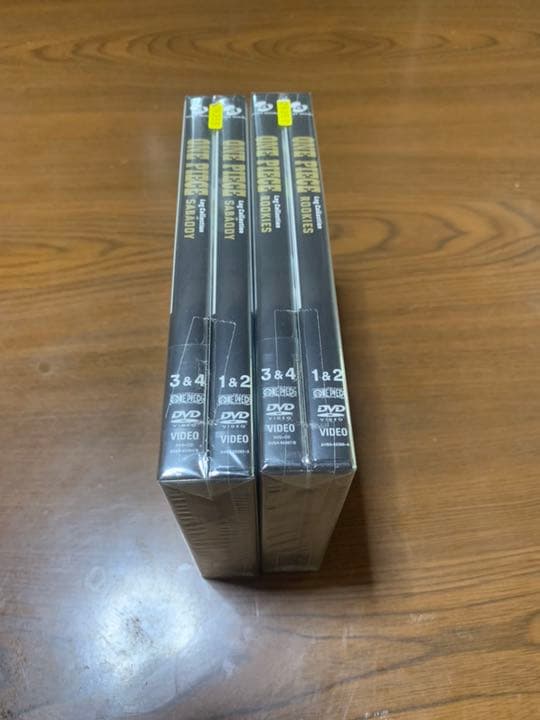 ワンピースログコレクション新品未開封 1〜23&ワンピース映画新品未開封