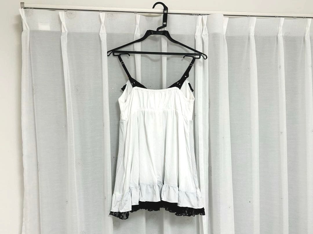 タグ付き♡GOLDS♡肩紐ビジュー♡ふりふりラッフルフリル♡レースキャミトップス