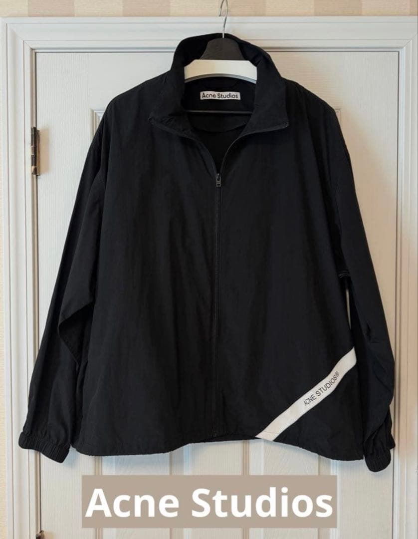 Acne Studios ブラックナイロンジャケット 44