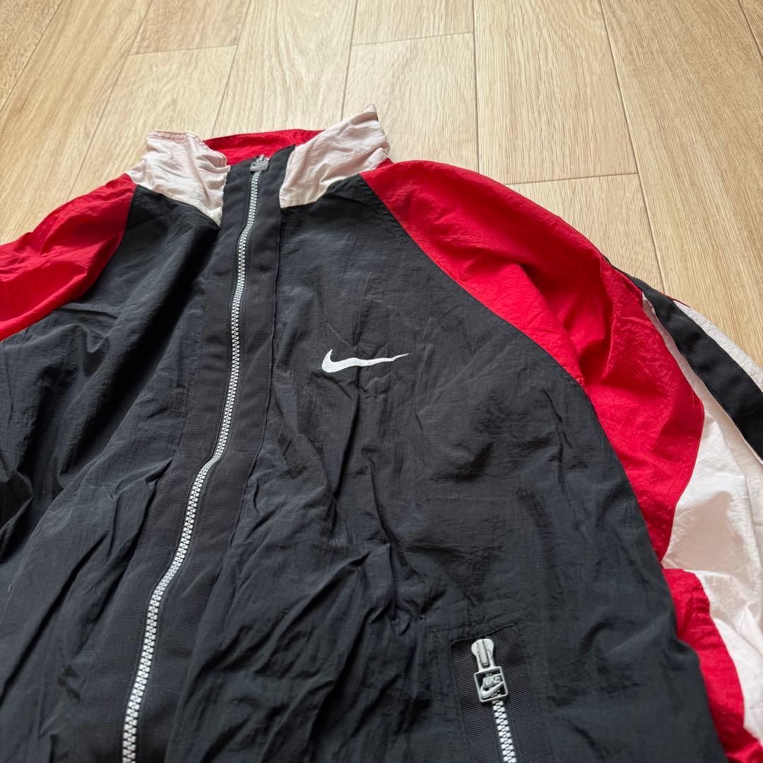 マ*ー様 NIKE 90s Nylon Jacket Black×Red｜刺繍ス
