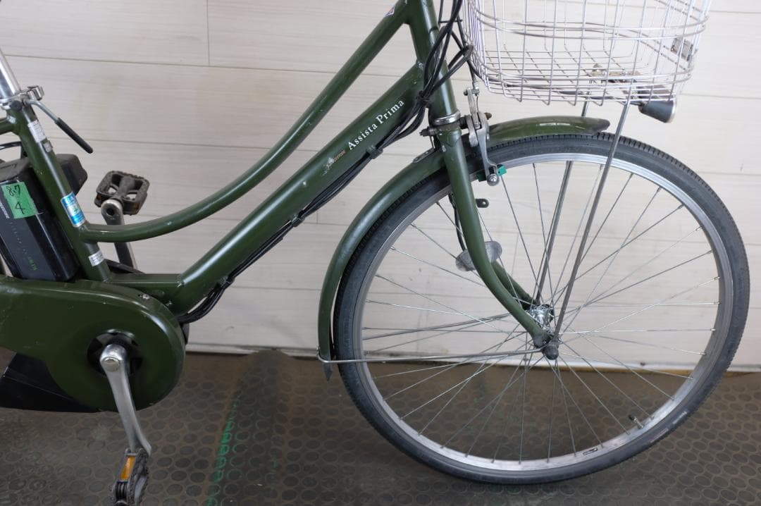 ブリヂストン製　Prima　26インチ3段　8.7Ah（4点灯）充電器あり