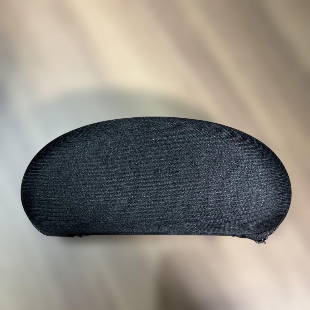 OAKLEY ブラックサングラス ケース付き