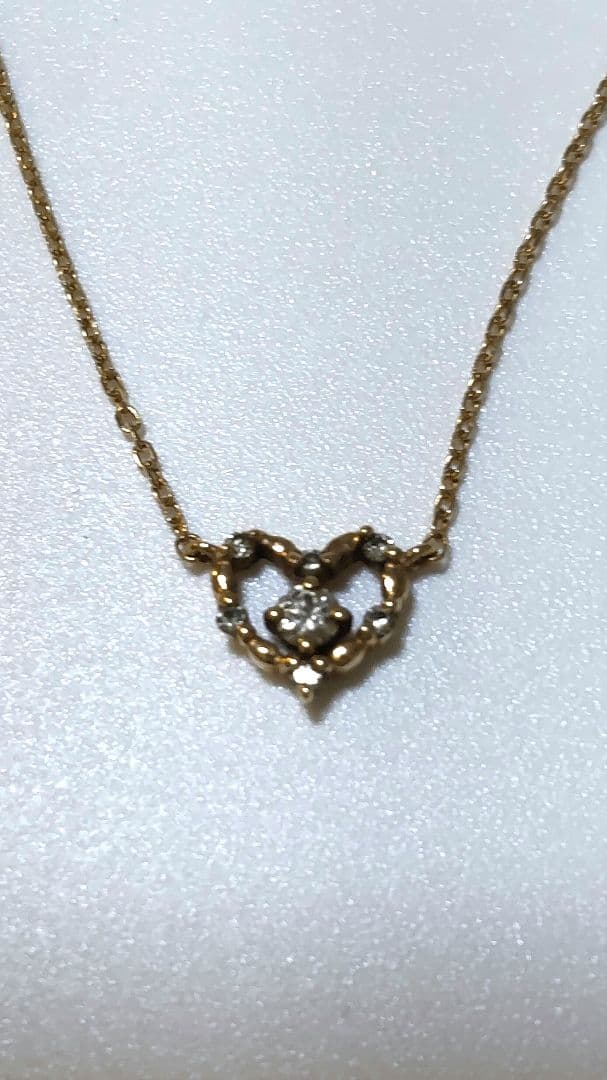 4℃ハート型ダイヤモンドネックレス