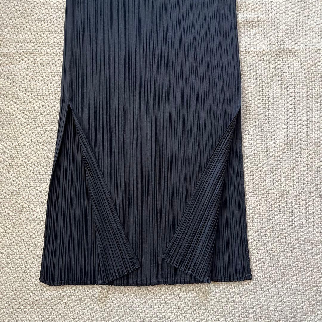 PLEATSPLEASE イッセイミヤケ ロングチュニック　ノースリーブ 黒