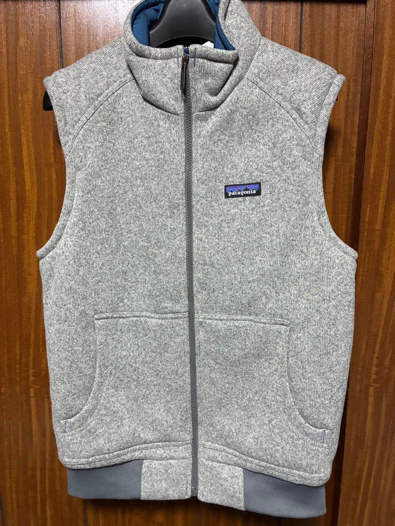 パタゴニア インサレーテッドベターセーターベスト　グレー　メンズS