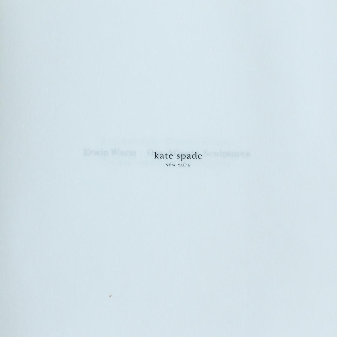 アート・デザイン・音楽 Erwin Wurm: One Minute Sculptures