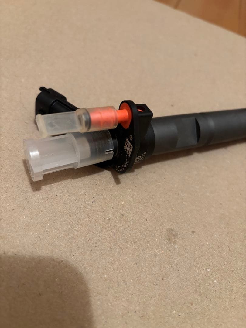 三菱FUSO キャンターインジェクター4本セット