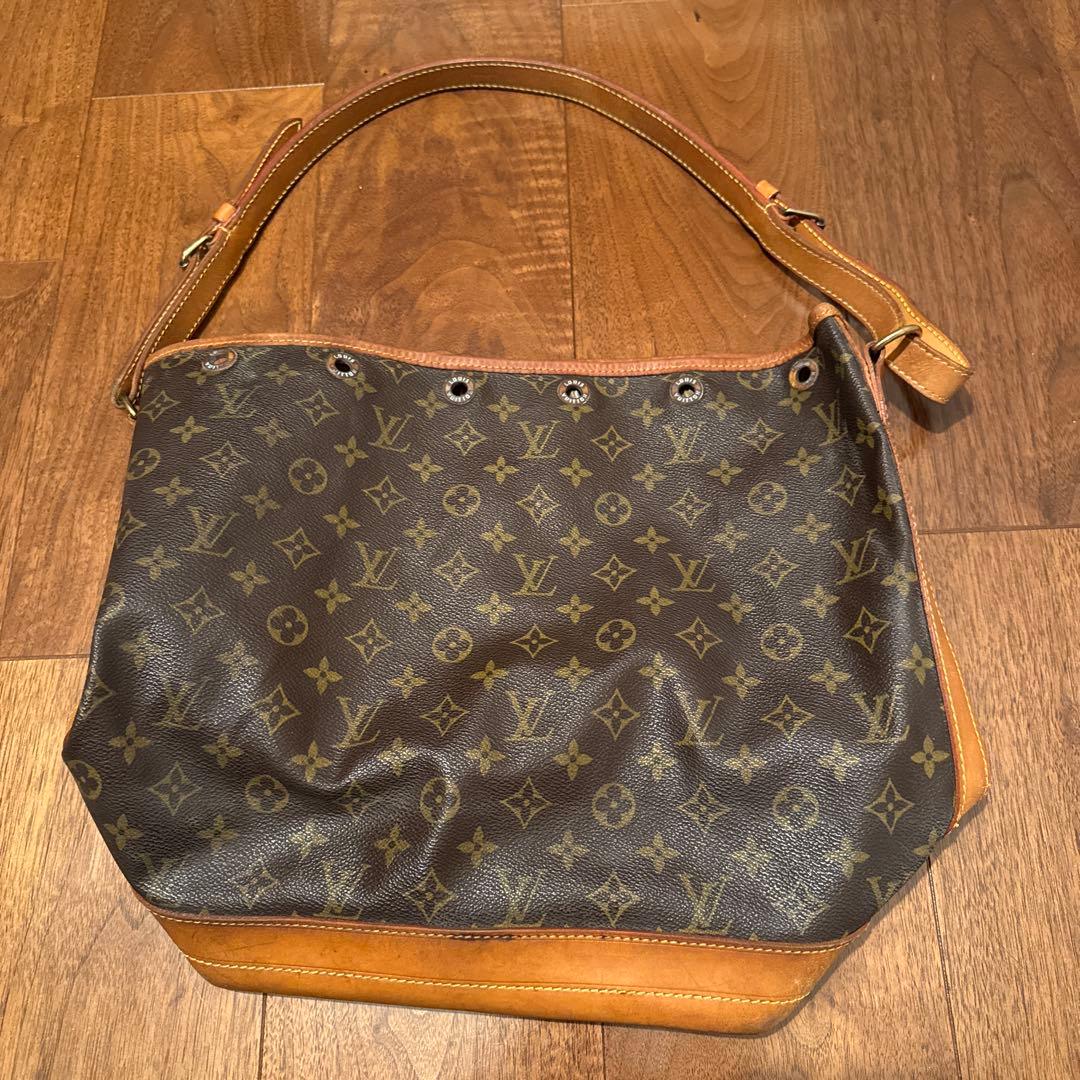 Louis Vuitton モノグラム　ノエ