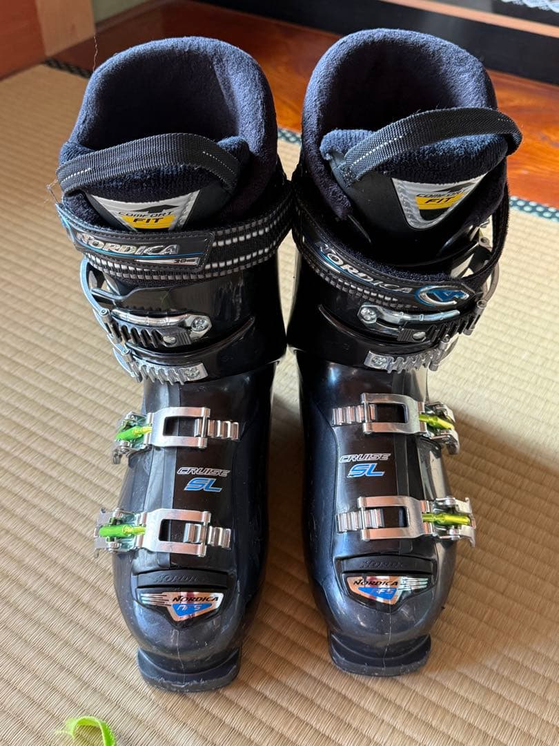 す*♪様 スキー ブーツ