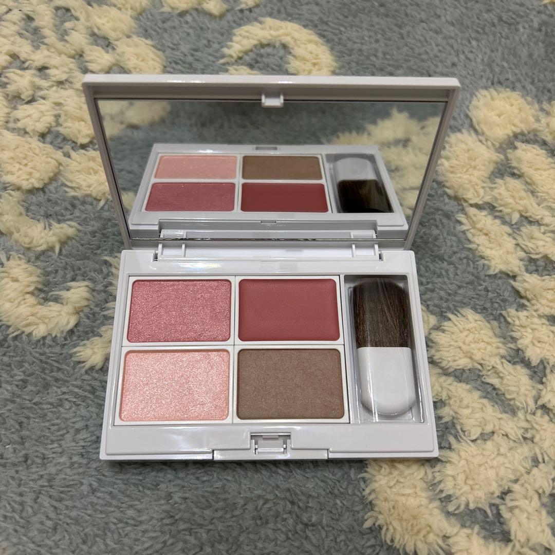 エナモル　ジュエリーメロウフェイスパレット01&02