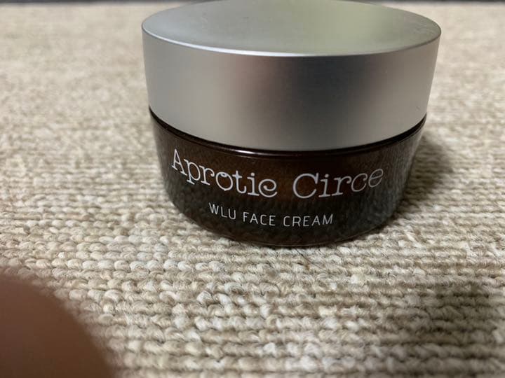 フェイスクリーム ティエンズ