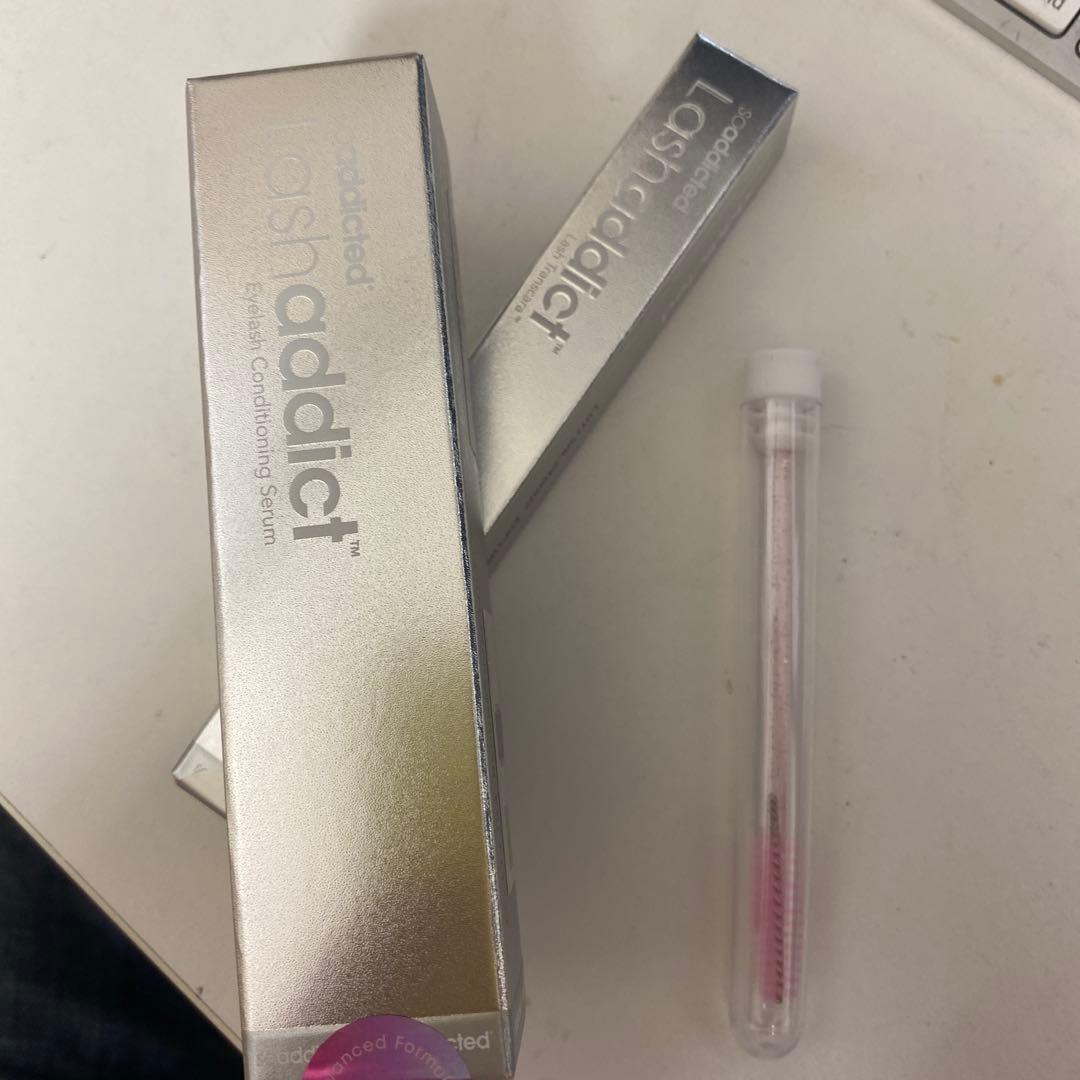 激安　Lash Addict まつ毛美容液+トランスカラセット 未使用未開封品