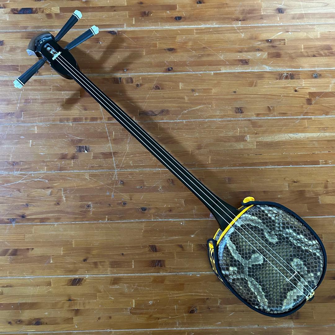 ◼️m◼️宮古島から②◼️本皮一枚張り三線◼️沖縄◼️初心者の方にも◼️音色動画有◼️