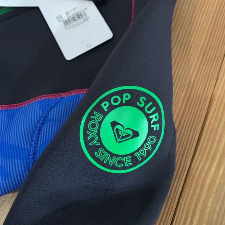 新品未使用　ロキシー ウエットスーツ 2/2MM フルスーツ 水着