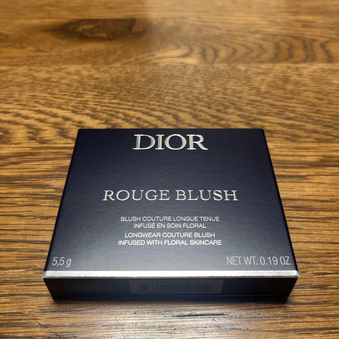 ディオールスキン　ルージュブラッシュ 271 ピンクマニアマット【伊勢丹限定】