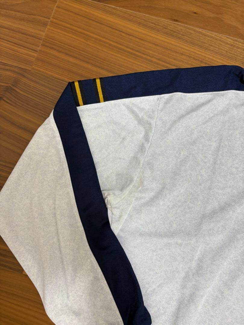 【美品】アシックス バレーボール公式レフェリーウェア (長袖/Lサイズ)