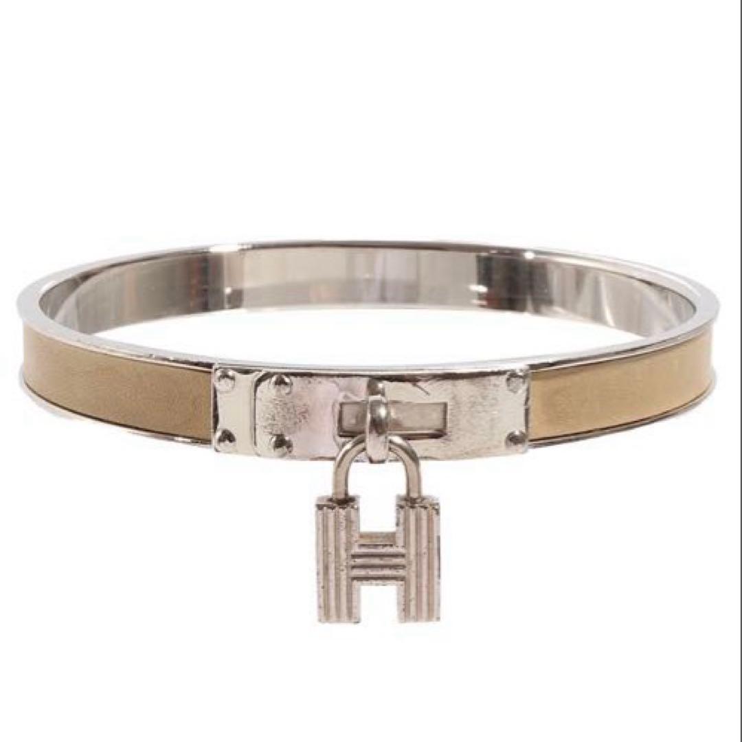 HERMESエルメス バングルHモチーフチャーム レザーブレスレット ベージュ