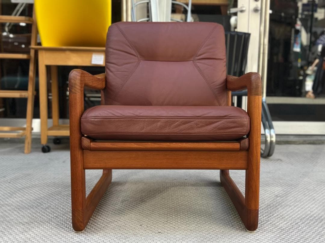 北欧ヴィンテージ☆1970s／デンマーク／1Ｐソファ／チーク材無垢／本革シート