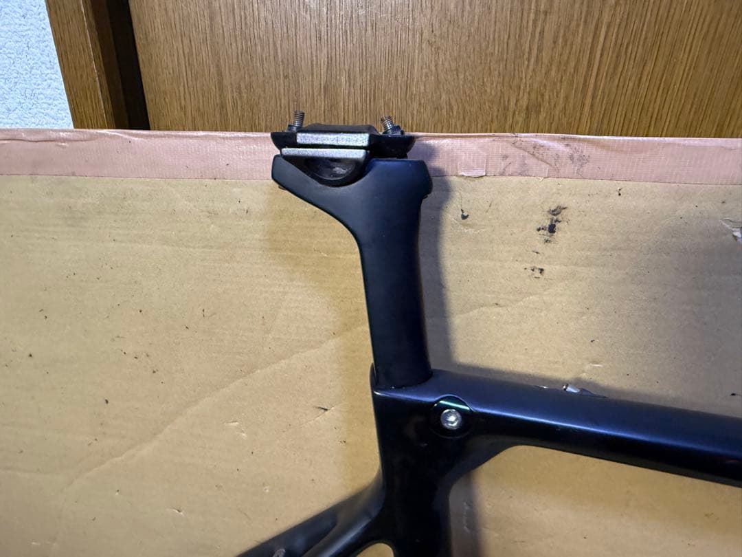 TNI カーボン　ロードバイクフレーム