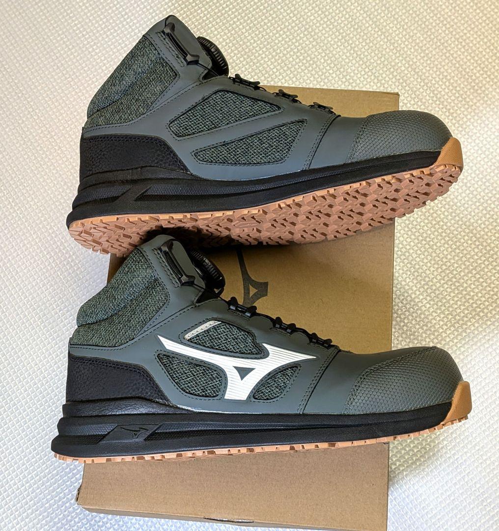 新品 未使用 ミズノオールマイティLSII73M BOA カーキ 25.5cm