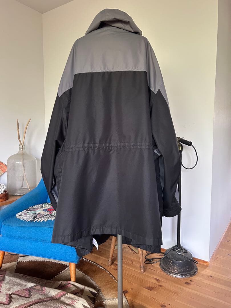 マウンテンパーカ　ナイロンジャケット 古着　ビンテージ