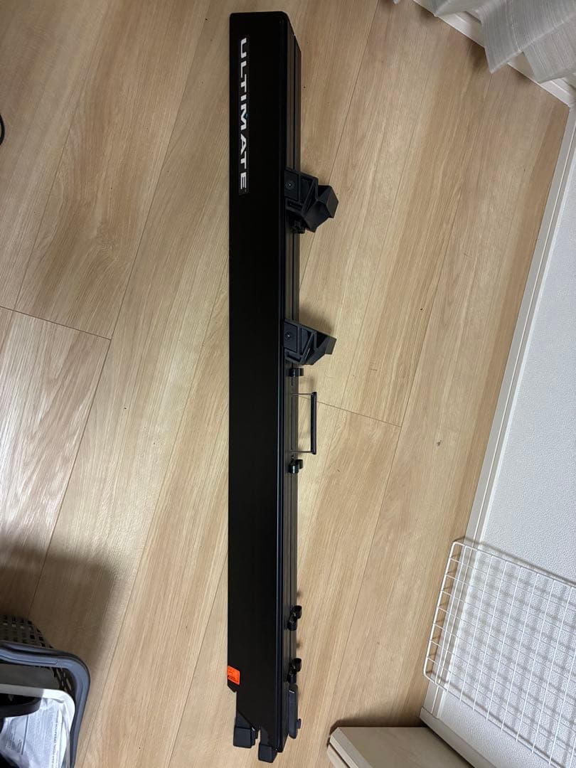 ULTIMATE2段スタンド 黒い金属製キーボードスタンド