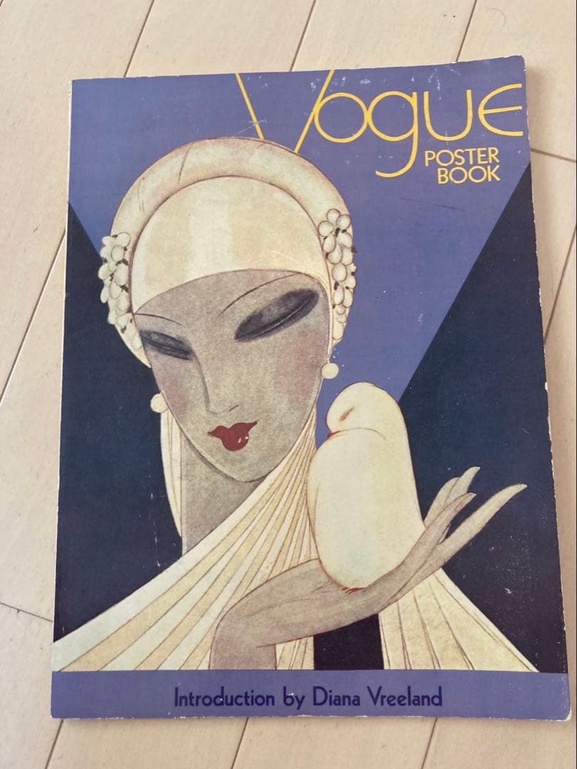 洋書 Vogue Poster Book