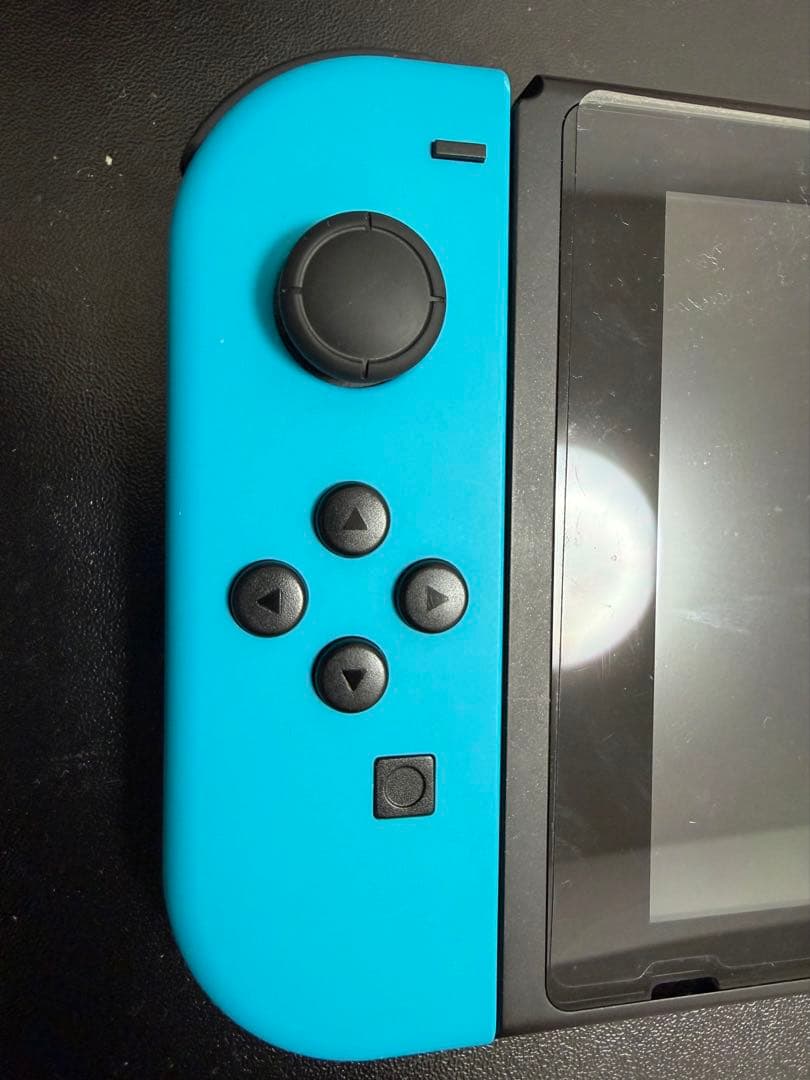 Nintendo Switch 本体 青と赤のJoy-Con