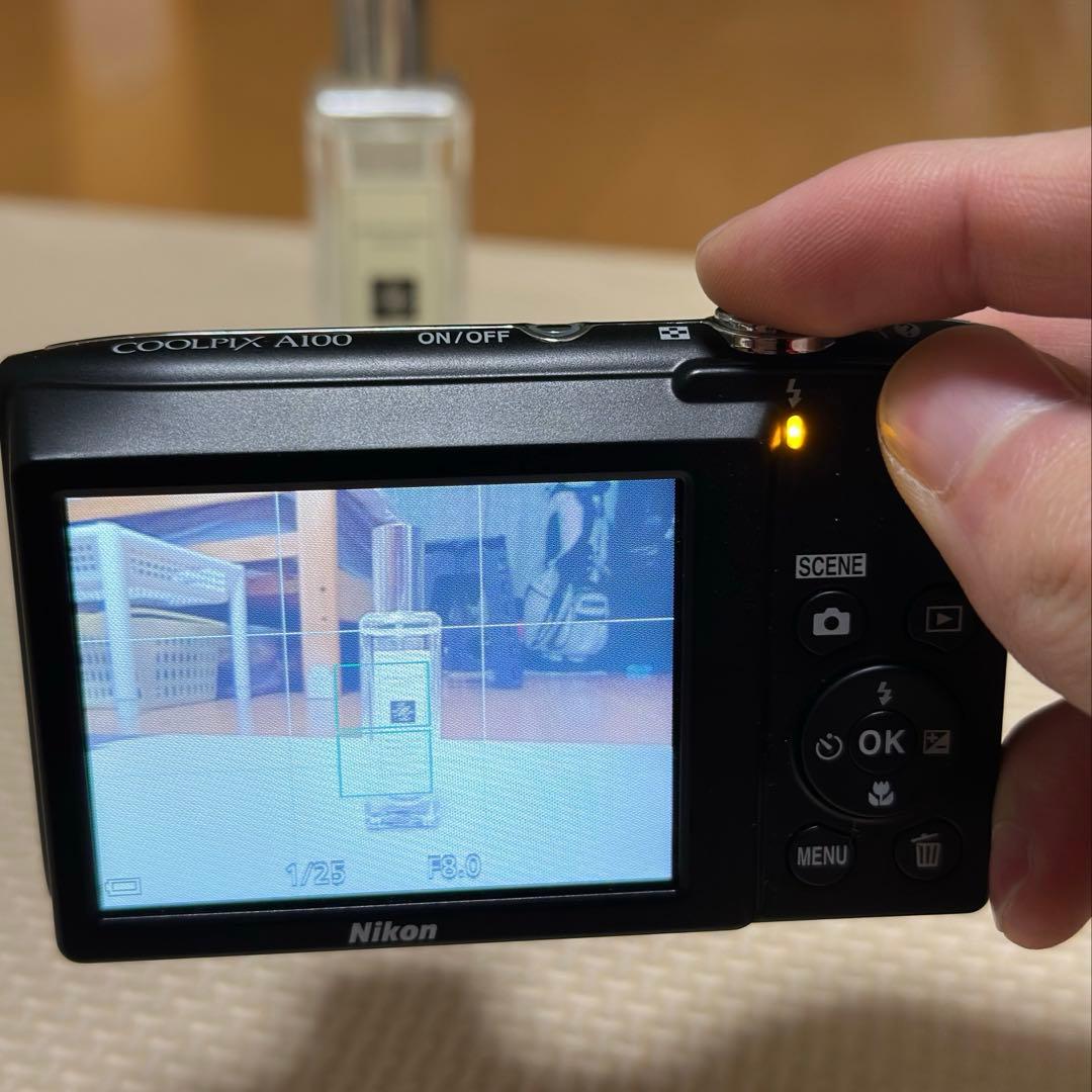 Nikon COOLPIX A100 シルバー 2010万画素 光学5倍ズーム