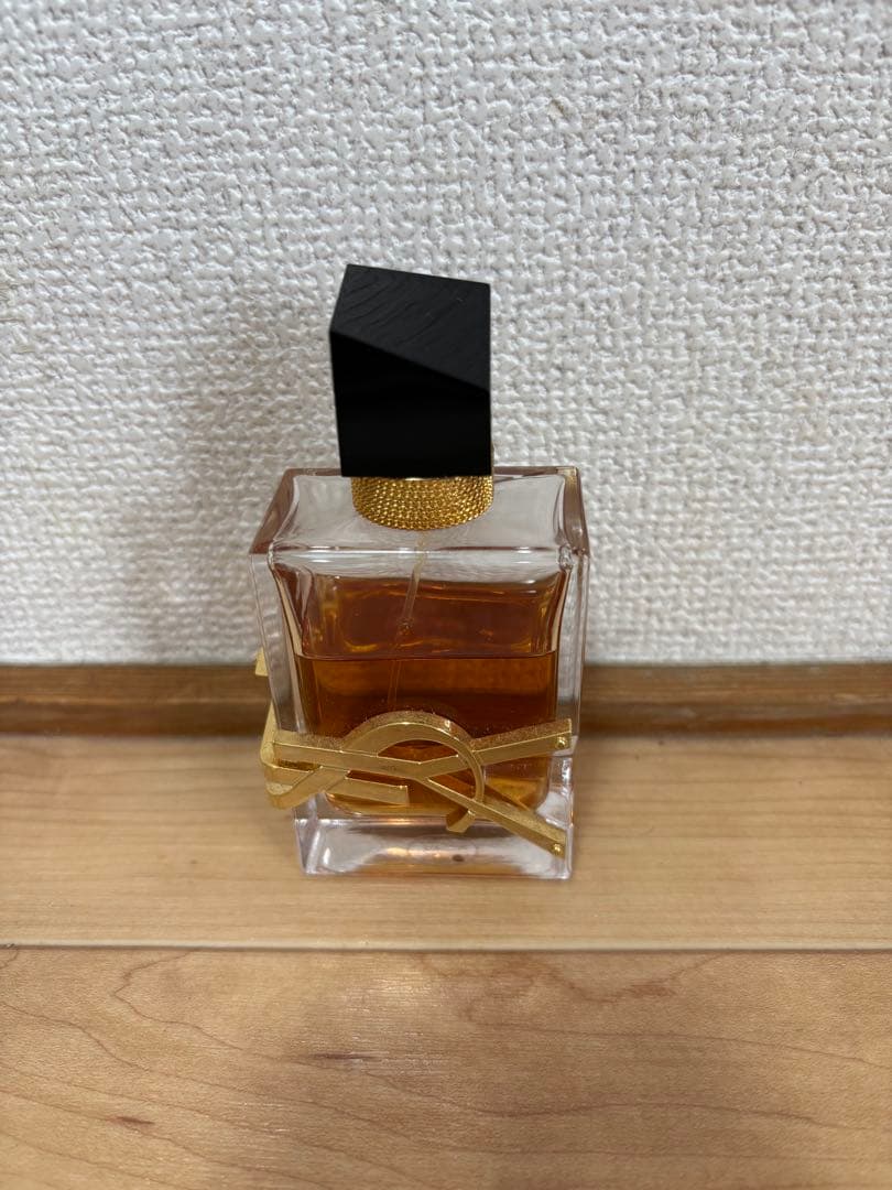 イヴサンローラン 香水 リブレオーデパルファム50ml