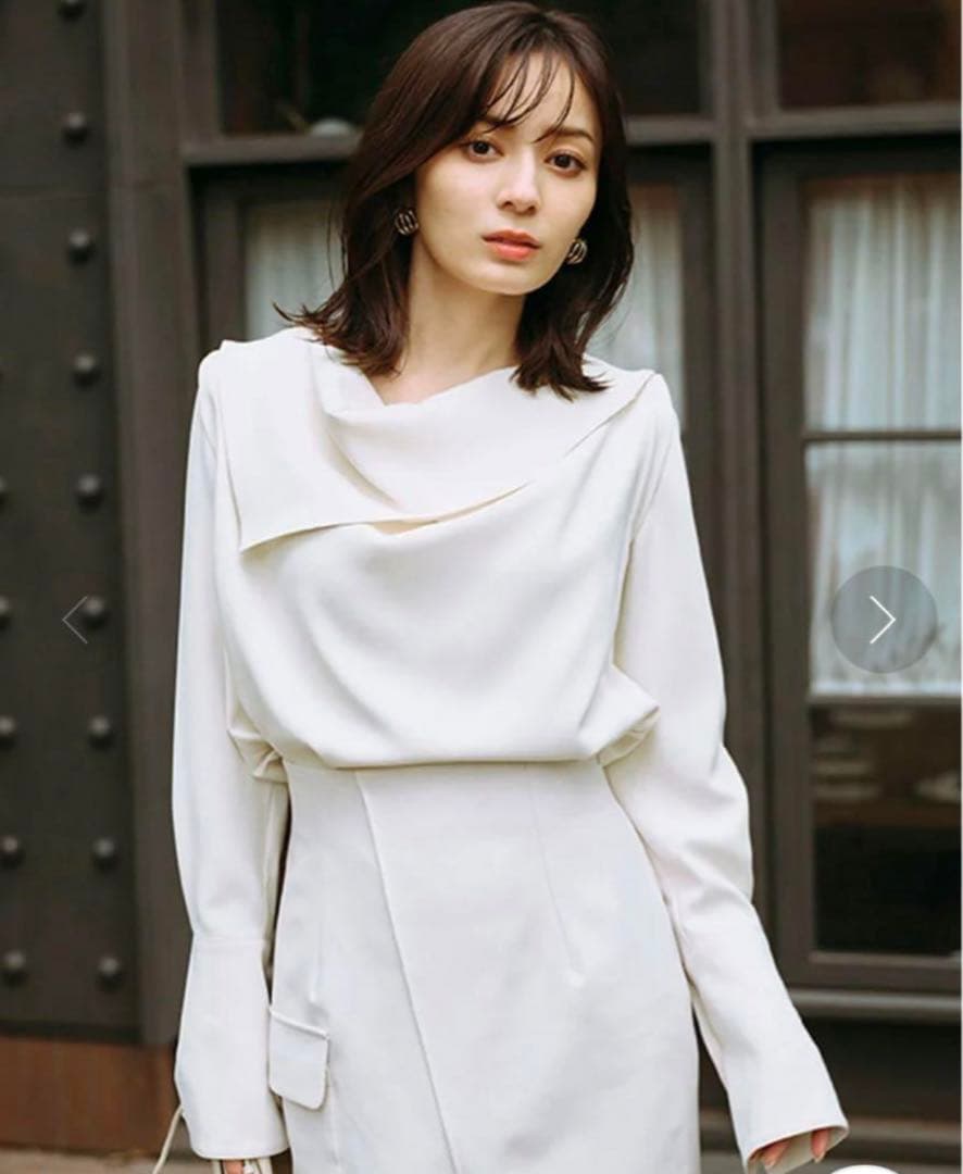 anuans スカーフドレープブラウス