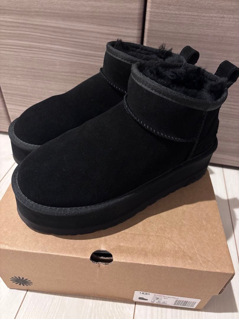 UGG クラシック ウルトラミニ プラットフォーム 厚底 ブラック 24㎝