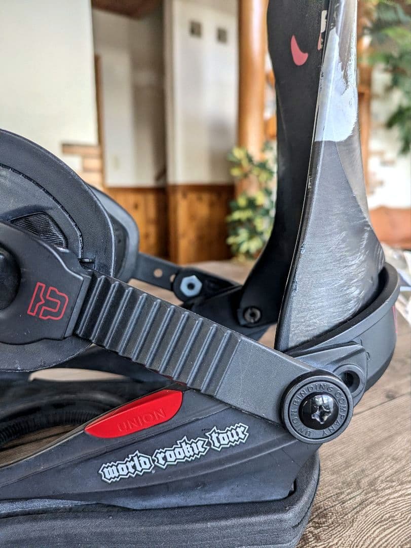 海外　UNION WORLD Rocky Tour スノーボード バインディング