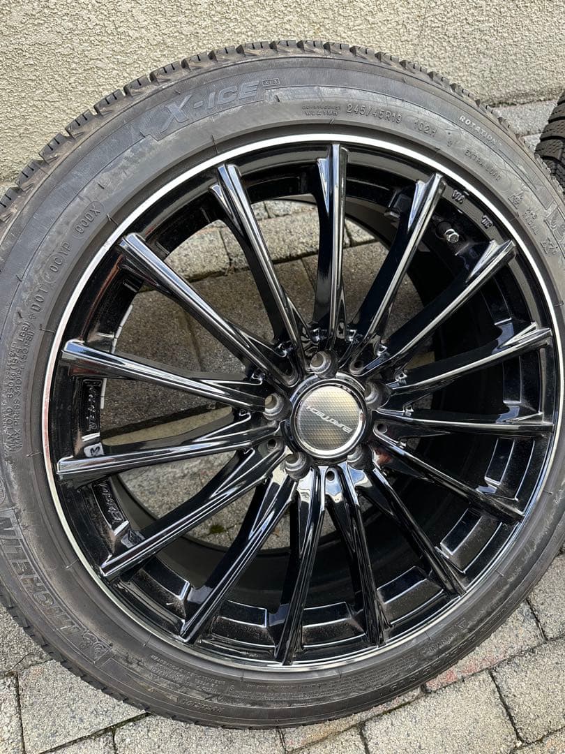 K*i様 ベンツ　w447 v220d スタッドレスタイヤ　19インチホイール2