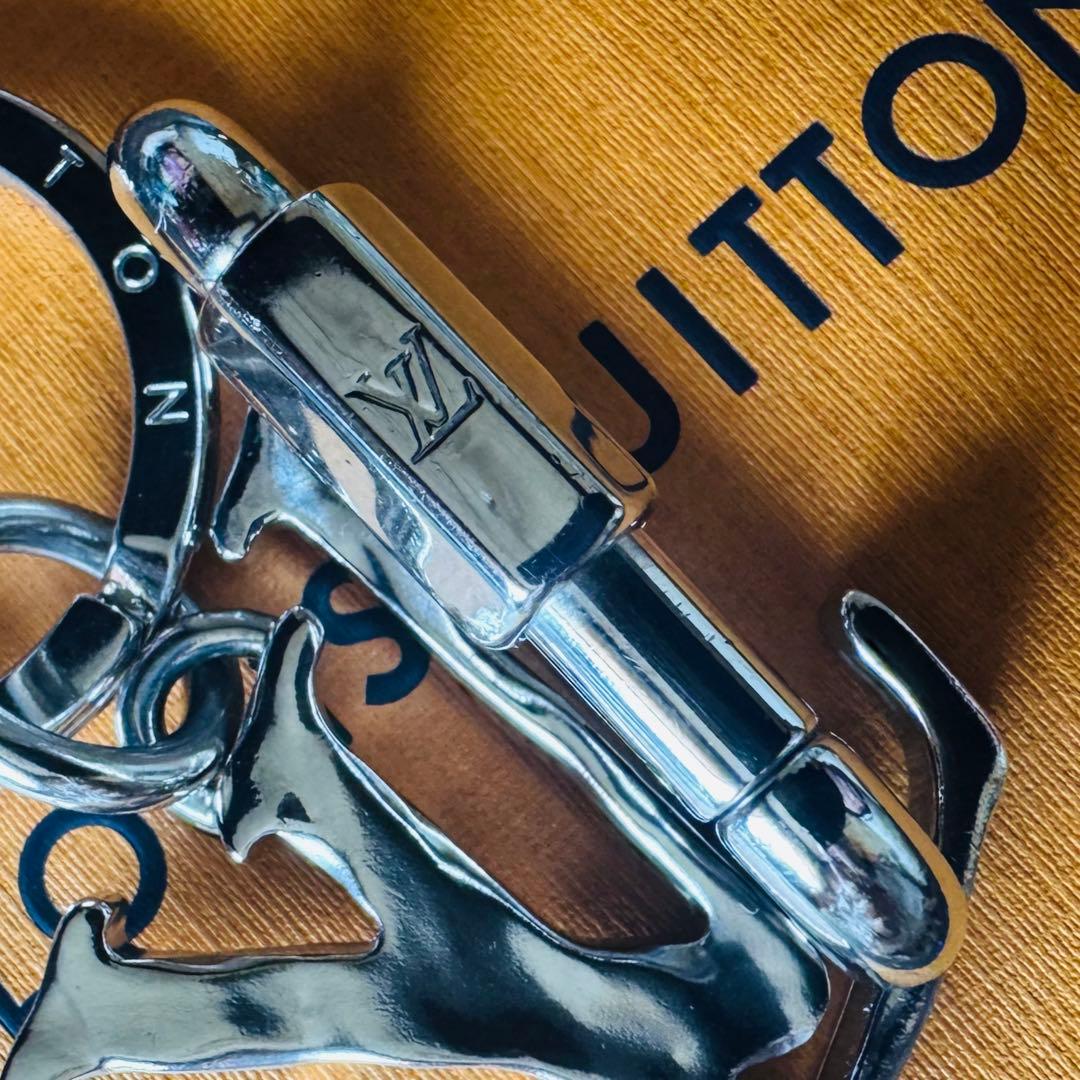 LOUIS VUITTON ポルトクレ LVシャープ キーホルダー チャーム極美