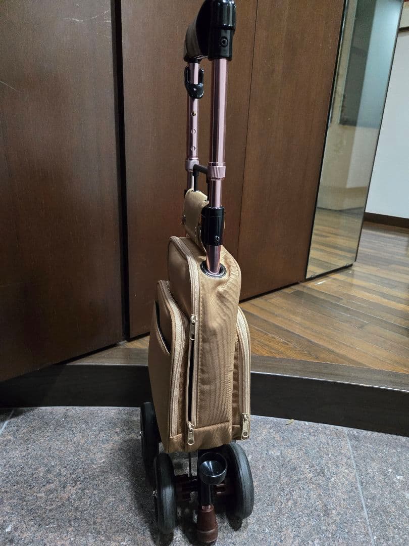 キャリーカート　高齢者用