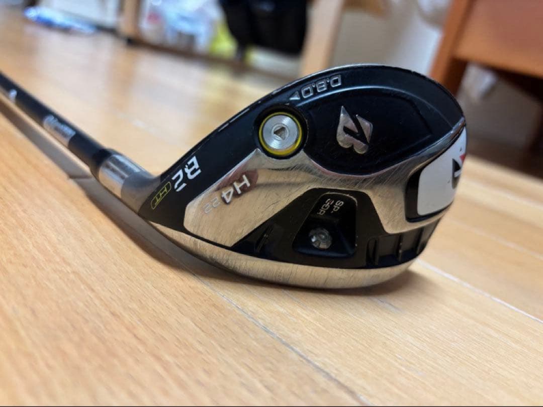 B2HT バンキッシュS ブリヂストン U4 ユーティリティ　ヘッドカバー有