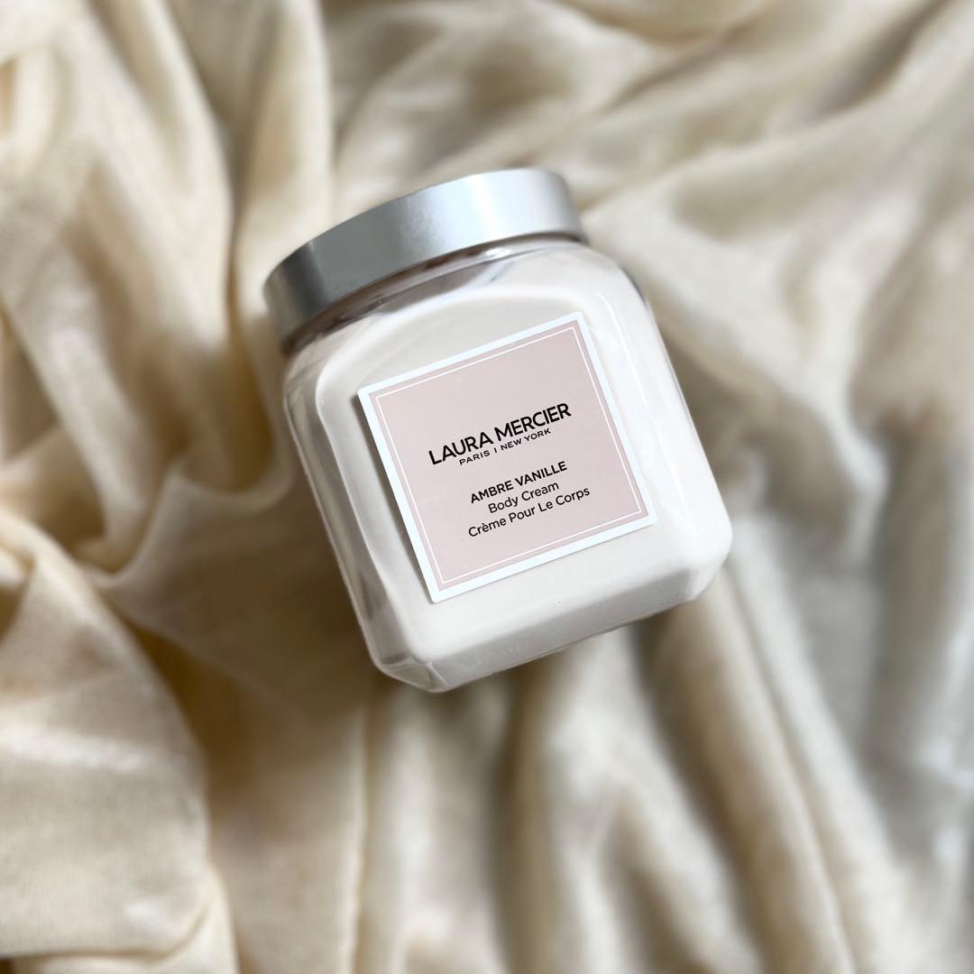 【laura mercier】 ホイップトボディクリーム アンバーバニラ