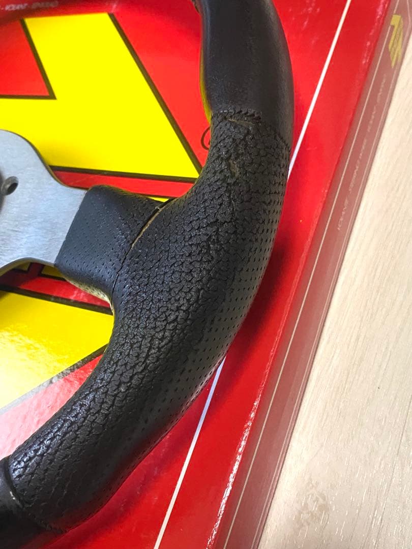 希少　MOMO FIGHTER ステアリング　350mm 即納◎