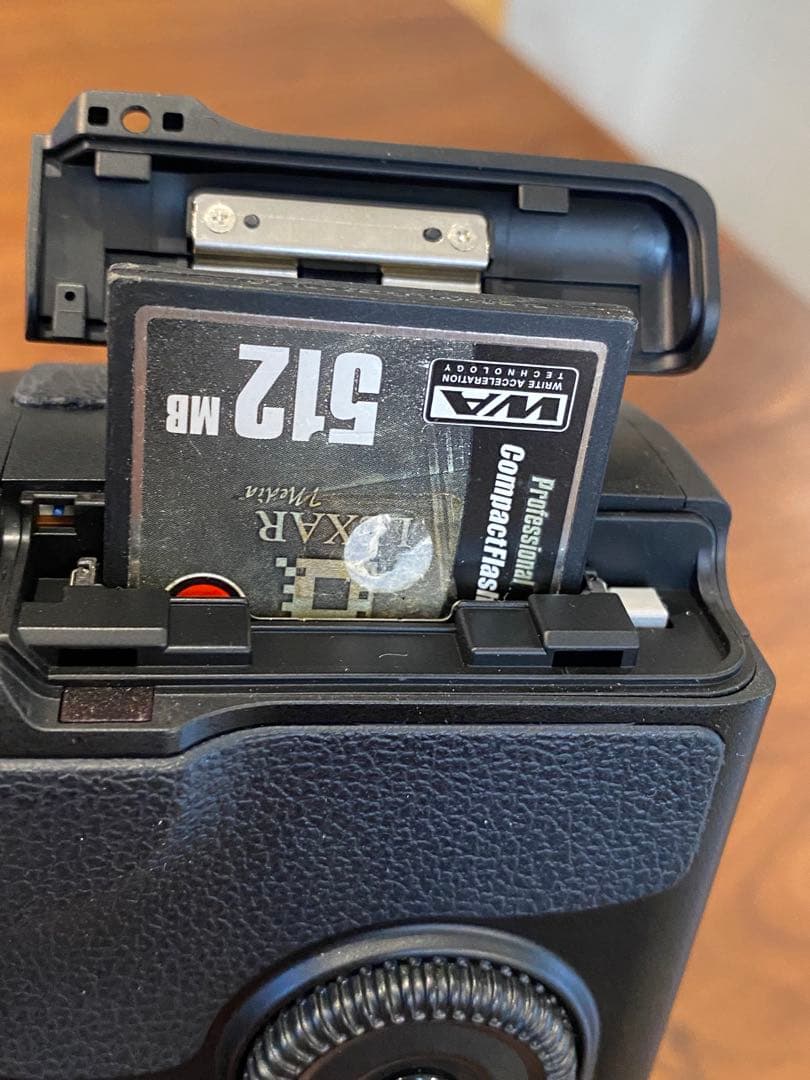 Canon EOS 30D デジタル一眼　シグマ　50ミリ　1:2.8 マクロ