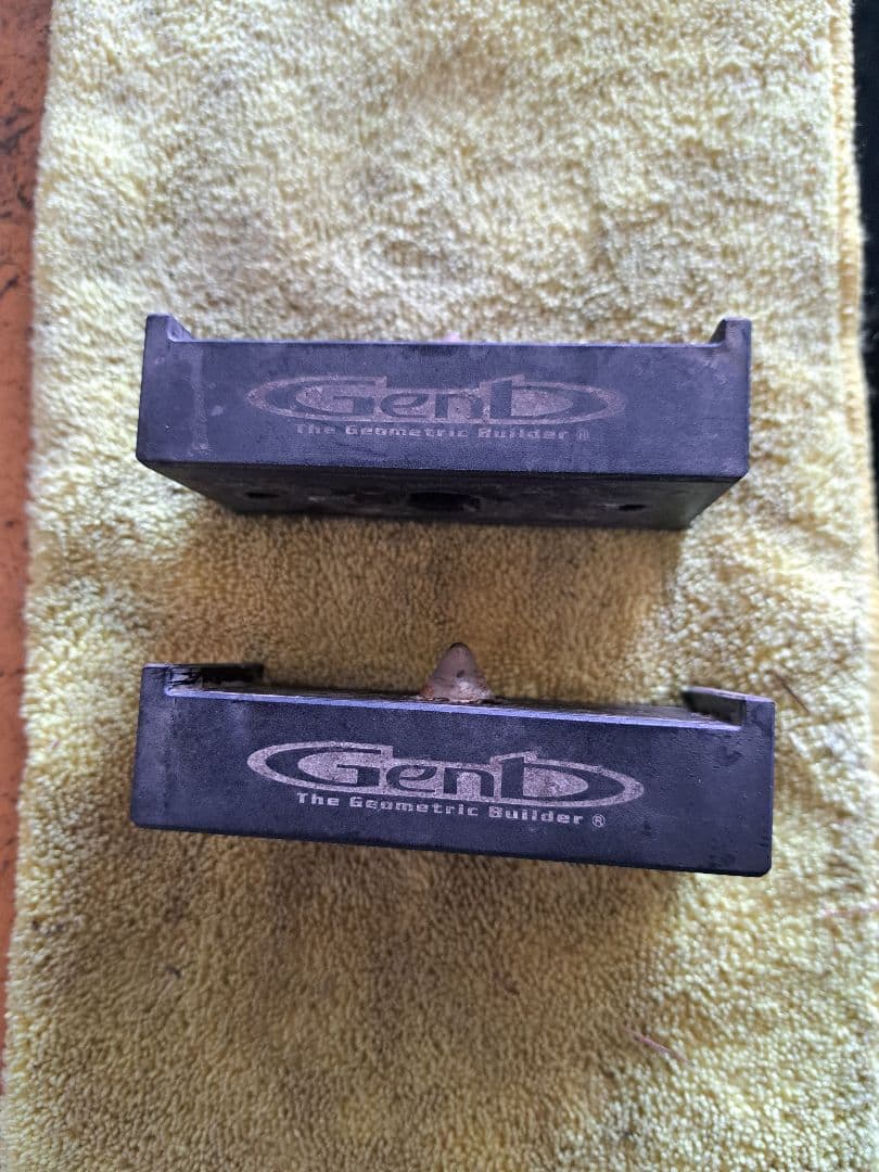 ウーブ ハイエース 200系 玄武1インチローダウン