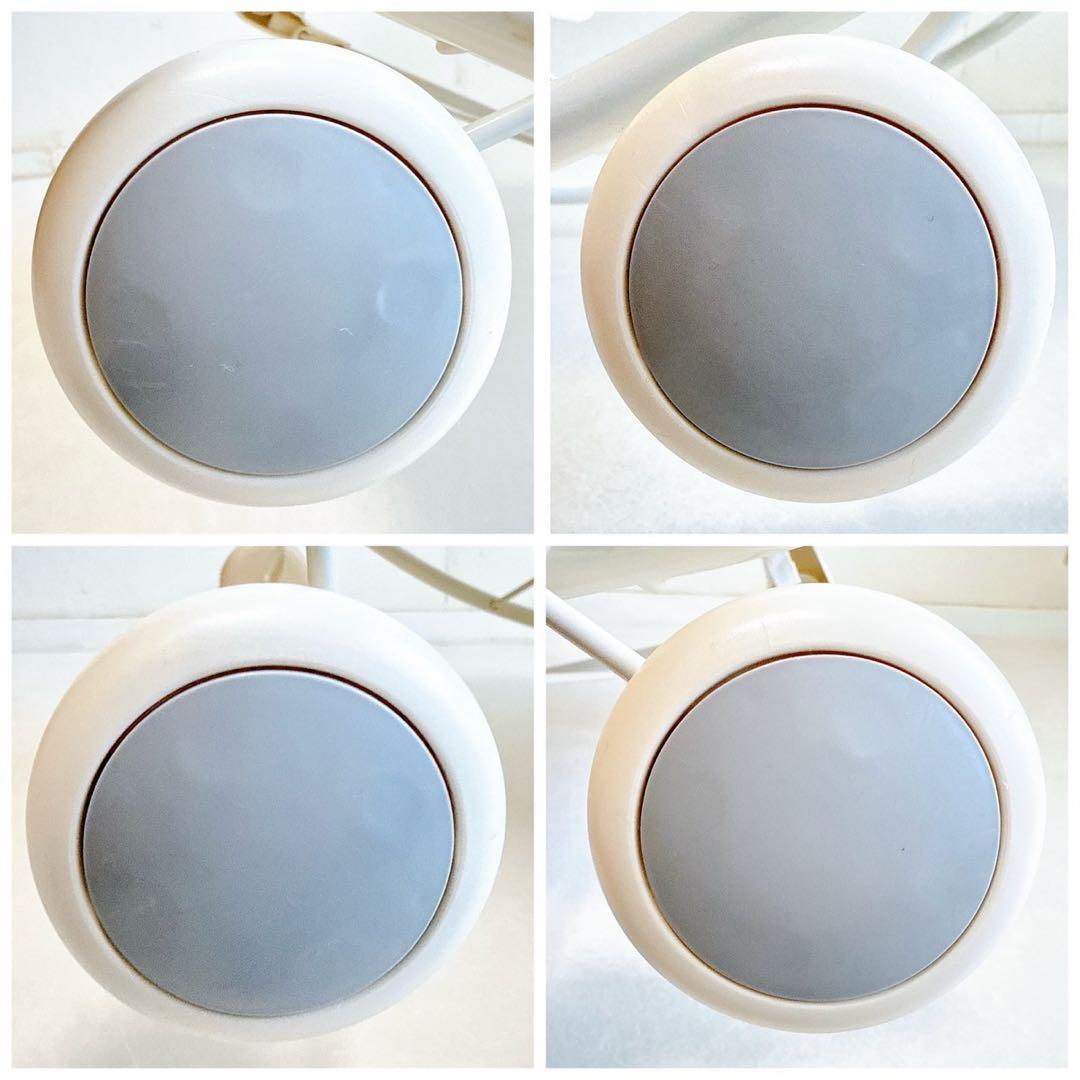 【極美品】コンビ　プルメアS ベビーチェア　ラック　テーブル付き　バウンサー